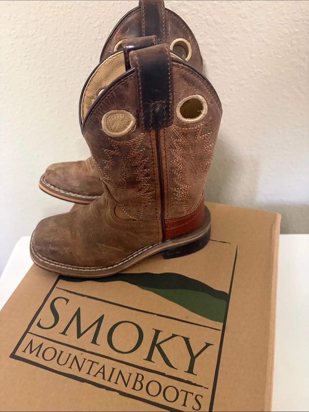 Children's Brown Western Pull-On Boots with Tan Trim